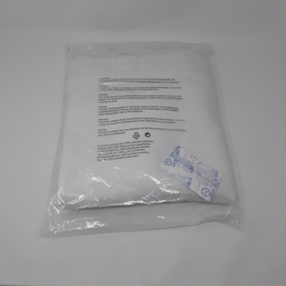 FILA Ladies' 1/4 Zip Pullover Long-Sleeve White Sweater Logo Design - Picture 3 of 6